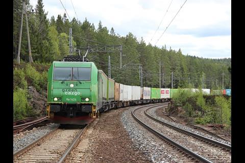 E.ON has awarded Green Cargo a multi-year contract to operate two trains per week carrying propane.